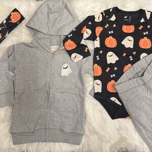 Halloween Ghost Pattern Baby Outfit 4 Piece Set Organic Cotton Monica + Andy
